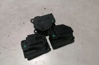 VOLVO XC60 1 generation (2008-2017) Клапаны управления внутренним подогревом 6G9N19E616BA 33883629