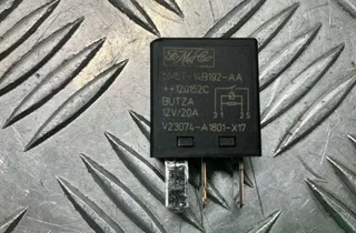 LAND ROVER Range Rover Sport 1 generation (2005-2013) Relays V23074A1801X17,5M5T14B192AA 33566127