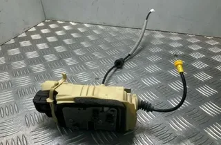 VOLVO XC40 1 generation (2017-2024) Замок задней левой двери 32310709,606182101 33595873