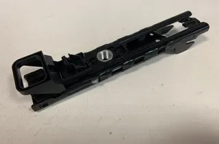 AUDI Q7 4M (2015-2024) Регулятор высоты ремня безопасности спереди слева 4M0857819 33772238