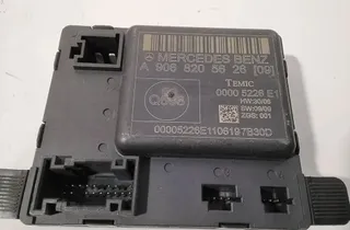 MERCEDES-BENZ Sprinter 2 generation (906) (2006-2018) Priekšējo labo durvju vadības bloks A9068205626 33252598