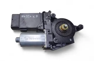 VOLKSWAGEN Passat B5 (1996-2005) Front Left Door Window Regulator Motor 3B4837751PD,0130821695 33335149