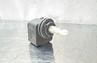 OPEL Astra G (1998-2009) Lukturu regulēšanas motors 00883000 34474131