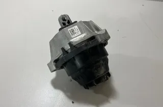 BMW X5 G05/G18 (2018-2024) Left Side Engine Mount 9846461 33338328