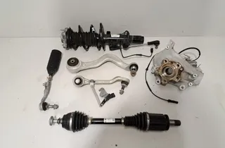 BMW 4 Series G22, G23, G26 (2020-2023) Front Left Suspension 6892515,6899175,6898535,6888855,8851843,6895466,6886253,6890656,1543689,6893359,9452629,5A451A9 33540454