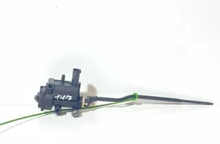 BMW 3 Series E90/E91/E92/E93 (2004-2013) Degvielas tvertnes vāciņa bloķēšana 67116985880,6985880,6711698588004 34072952