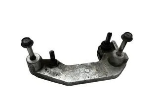 SUZUKI AN BURGMAN Aizmugurējā bremžu suporta stiprinājums 34478391