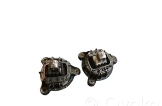 BMW 5 Series F10/F11 (2009-2017) Передняя подушка двигателя F045008922 33553511
