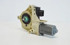 AUDI A6 C6/4F (2004-2011) Priekšējo labo durvju logu pacelšanas motorīts 4F0959802B 2632124