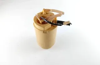 VOLKSWAGEN Touareg 1 generation (2002-2010) Degvielas sūknis degvielas tvertnē 7L6919088 31909254