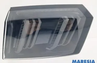 PEUGEOT 3008 2 generation (2017-2023) Aizmugurējais labais lukturis 9836231380,82150201,009836231380 34205007