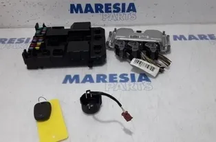 PEUGEOT 307 1 generation (2001-2008) Motora vadības bloks 1942E4,9650346080,9651196680,6580J0,6580HS,9648445180,1039S01847,9651197380,1940V8,031127,39127,BSIJ0100,6160C0,6554RC,0261207474 27829470