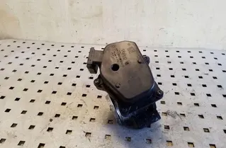 SKODA Superb 2 generation (2008-2015) Droseļvārsts 03L128063AD 26148179