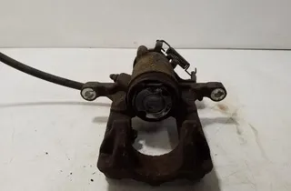 OPEL Zafira C (2012-2016) Aizmugurējais labais bremžu suports 32160480