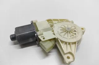 MERCEDES-BENZ C-Class W204/S204/C204 (2004-2015) Моторчик стеклоподъемника задней левой двери A2048200542 33191047