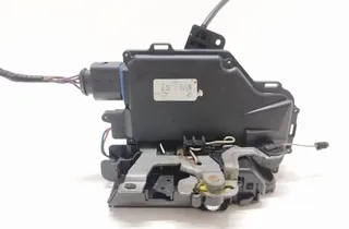 SKODA Octavia 2 generation (2004-2013) Aizmugurējo kreiso durvju slēdzene 1J0973714 33491924