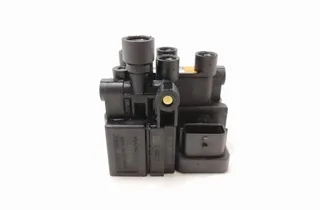 JAGUAR I-Pace 1 generation (2018-2023) Блок управления подвеской воздуха JPLA5B710AB 33555900