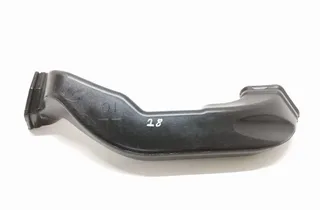 AUDI Q5 8R (2008-2017) Gaisa ieplūdes caurule 8R1819656 33558573