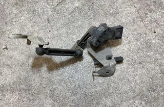 BMW i4 1 generation (2021-2024) Датчик уровня передний левый 6895466 33810406