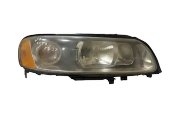 VOLVO XC70 3 generation (2007-2020) Фара передняя правая 89901007 33346987