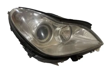 MERCEDES-BENZ CLS-Class C219 (2004-2010) Фара передняя правая 33691568