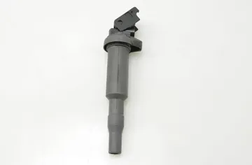 BMW 3 Series F30/F31 (2011-2020) Augstsprieguma aizdedzes spole 0221504471 28347913