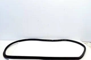 TOYOTA Auris 2 generation (2012-2015) Резиновый уплотнитель крышки багажника 33548214