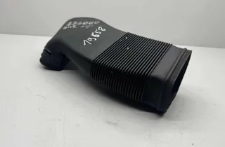 AUDI A6 C5/4B (1997-2004) Gaisa ieplūdes caurule 8D0129617E 33364137