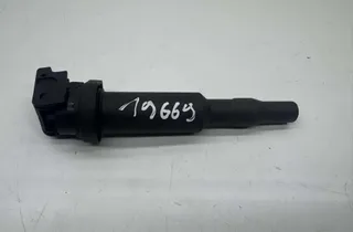 BMW 5 Series E60/E61 (2003-2010) Augstsprieguma aizdedzes spole 8647689 33367956