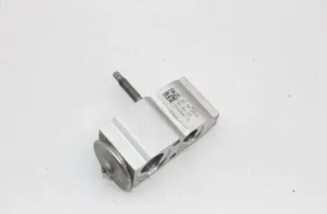 MERCEDES-BENZ A-Class W177 (2018-2024) Gaisa kondicioniera izplešanās vārsts A2478307800 27435236