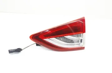 FORD Kuga 2 generation (2013-2020) Aizmugurējais labais lukturis bagāžniekā CV44-13A602-BG 33557714