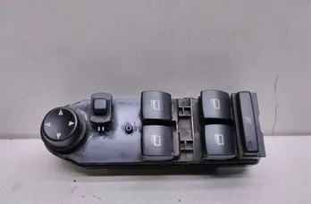 BMW X3 E83 (2003-2010) Aizmugurējo kreiso durvju loga pacēlāja slēdži 3414353 33630829