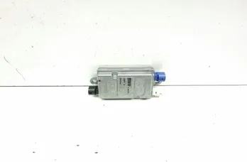 BMW 5 Series F10/F11 (2009-2017) Antenas pastiprinātājs 9200503 33633520