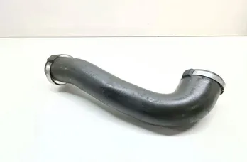 JEEP Grand Cherokee 4 generation (WK) (2004-2024) шланг радиатора интеркулера 33647308