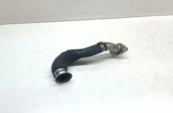 AUDI A6 C6/4F (2004-2011) Трубка рециркуляции отработавших газов 059131530K 33650683