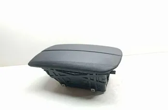 BMW X5 F15 (2013-2018) Подлокотник 10055913 33658178