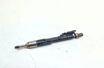 BMW 4 Series F32/F33/F36 (2013-2020) Degvielas sprausla 0261500172,13647639994 33666260