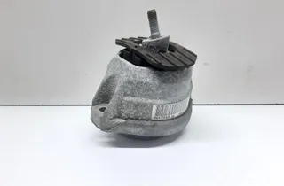 BMW 5 Series E60/E61 (2003-2010) Передняя подушка двигателя 6774620 33669405