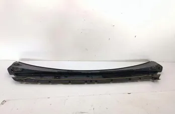 PEUGEOT 308 T9 (2013-2021) Priekšējā stikla tīrītāja apdare / plastmasa 98008282 33672246