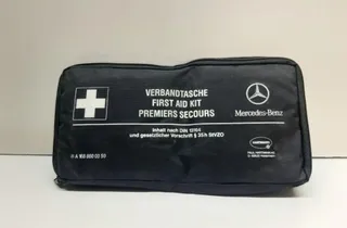 BMW 5 Series E60/E61 (2003-2010) First aid kit A1688600050 33672513