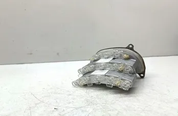 BMW 3 Series E90/E91/E92/E93 (2004-2013) Priekšējais kreisais papildu pagrieziena rādītājs E412662 33673319