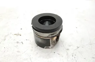 BMW 3 Series E90/E91/E92/E93 (2004-2013) Piston 84L110 33675005