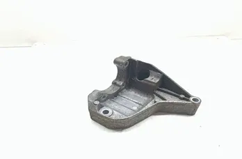 BMW 3 Series E90/E91/E92/E93 (2004-2013) Stūres pastiprinātāja sūkņa stiprinājuma kronšteins 7794455 33683147