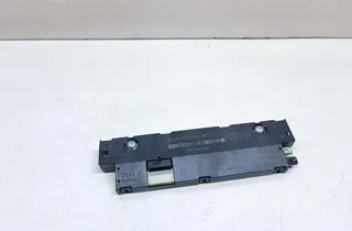 BMW 5 Series F10/F11 (2009-2017) Antenas pastiprinātājs 9276036 33690340