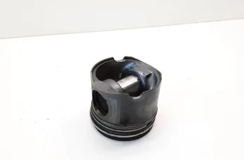 BMW 3 Series E90/E91/E92/E93 (2004-2013) Piston 0840C 33698723