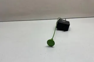 BMW X3 E83 (2003-2010) Degvielas tvertnes vāciņa bloķēšana 6927493 33733759