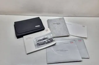 AUDI A4 B8/8K (2011-2016) Книга обслуживания 33738513