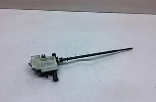 BMW 3 Series E90/E91/E92/E93 (2004-2013) Degvielas tvertnes vāciņa bloķēšana 6985880 33739003