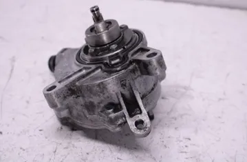 VOLVO V50 1 generation (2003-2012) Vakuuma sūknis 31219463 33282792