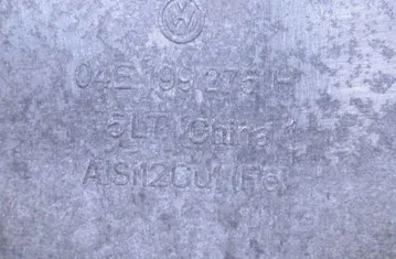 VOLKSWAGEN Golf 8 generation (2019-2023) Кронштейн двигателя правой стороны 04E199275H 33284148